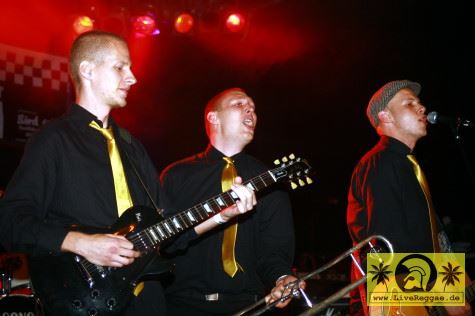 The Upsessions (NL) 17. Potsdamer Ska Festival - Lindenpark 14. Juli 2007 (4).JPG